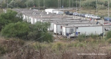 Il campo container per i migranti